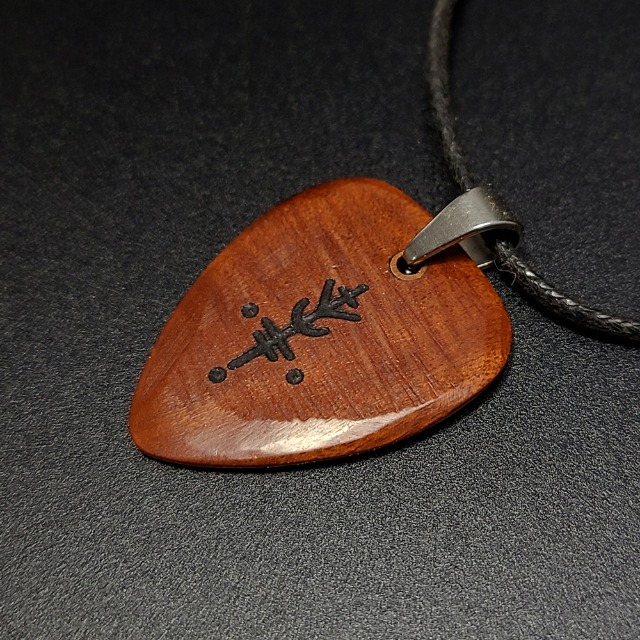 벽조목 霹棗木 벼락맞은 대추나무 기타 피크 룬 문자 목걸이